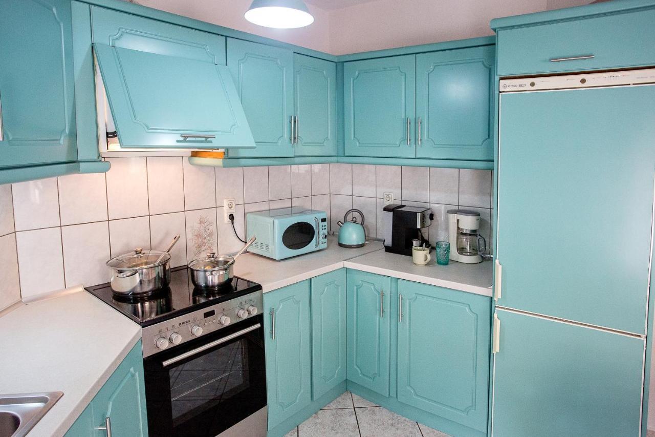 Holiday House Ioanna Néa Péramos Екстериор снимка